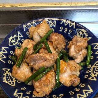 鶏もも肉とニンニクの芽の炒め物^_^